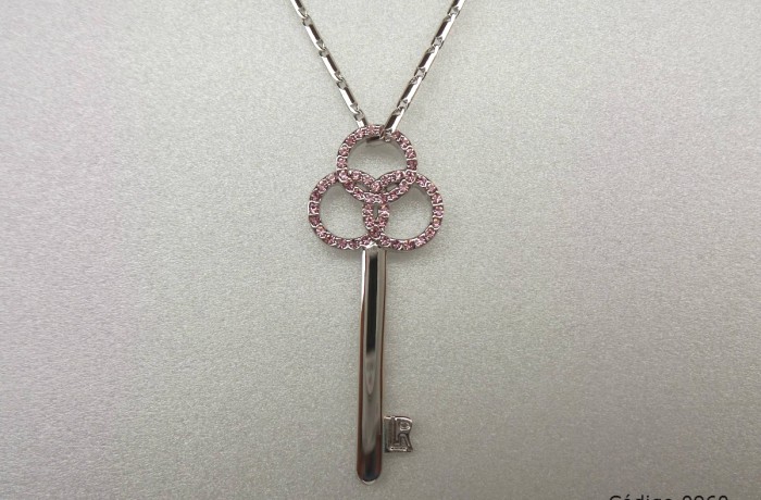 Cadena con Dije “La Llave Rosa” Swarovski Elements Codigo 0960